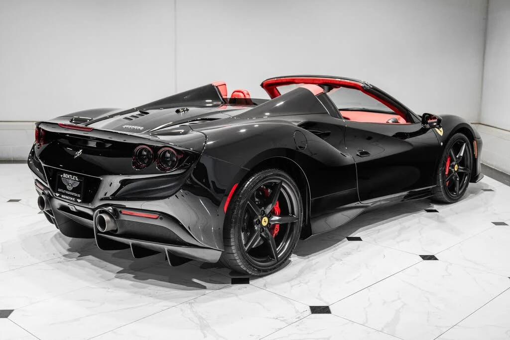 2021 Ferrari F8 Spider - Image 9 of 31