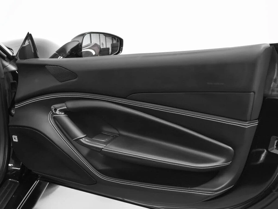 2021 Ferrari F8 Spider - Image 30 of 31