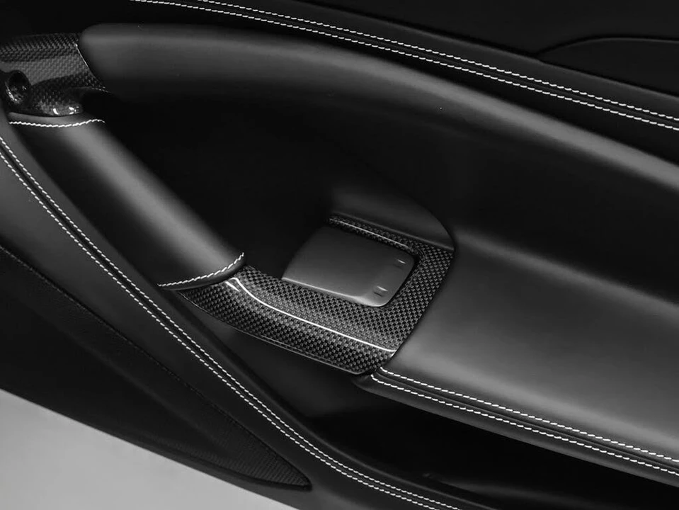 2021 Ferrari F8 Spider - Image 28 of 31