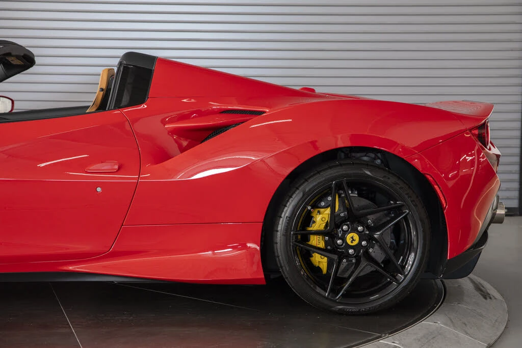 2021 Ferrari F8 Spider - Image 15 of 31