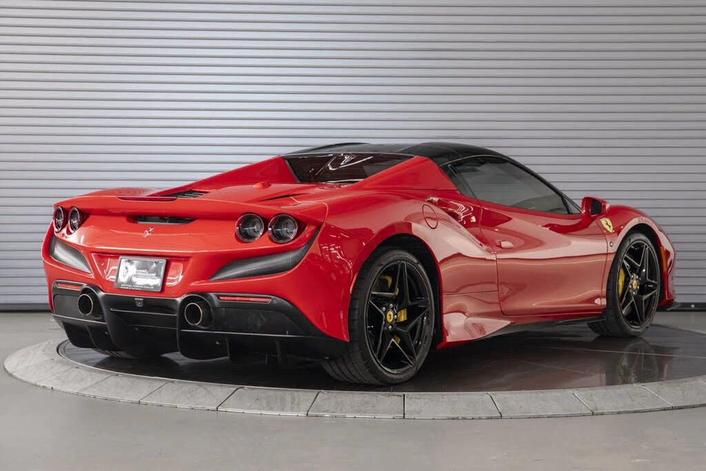 2021 Ferrari F8 Spider - Image 10 of 31