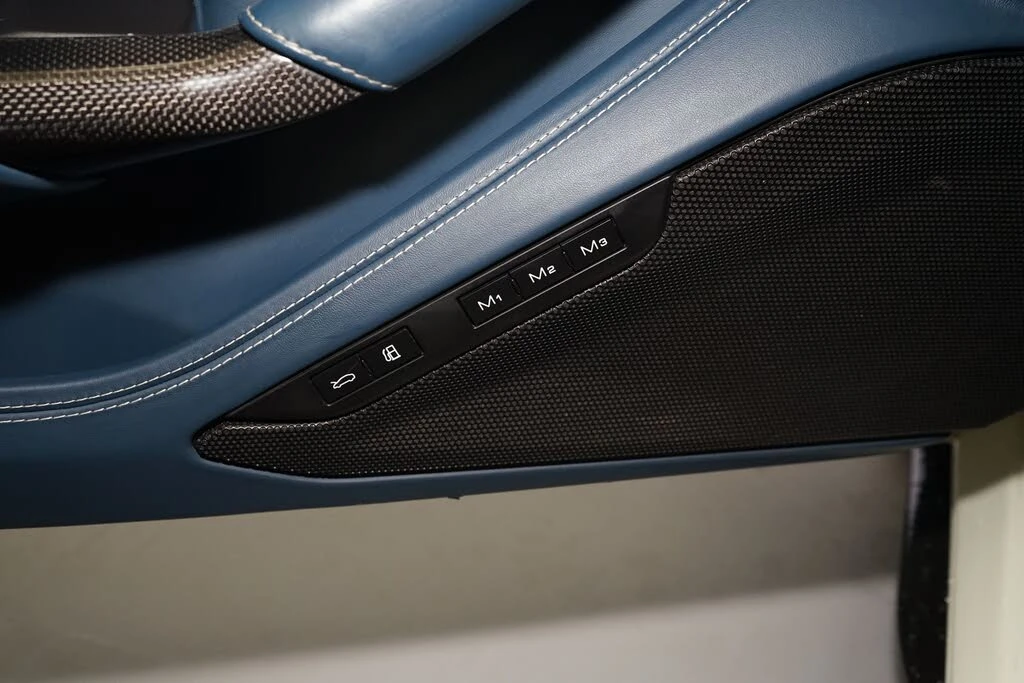 2021 Ferrari F8 Spider - Image 30 of 31