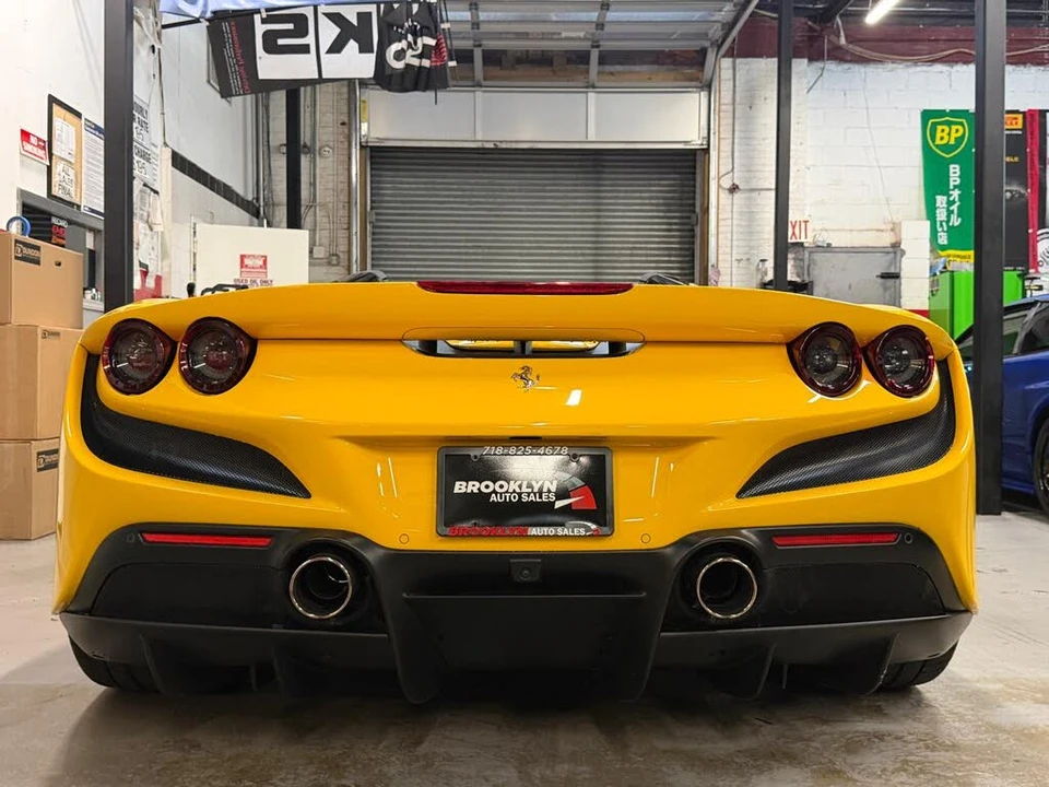 2021 Ferrari F8 Spider - Image 8 of 29