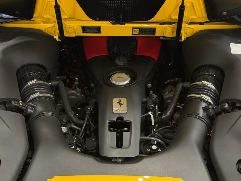 2021 Ferrari F8 Spider - Image 25 of 29