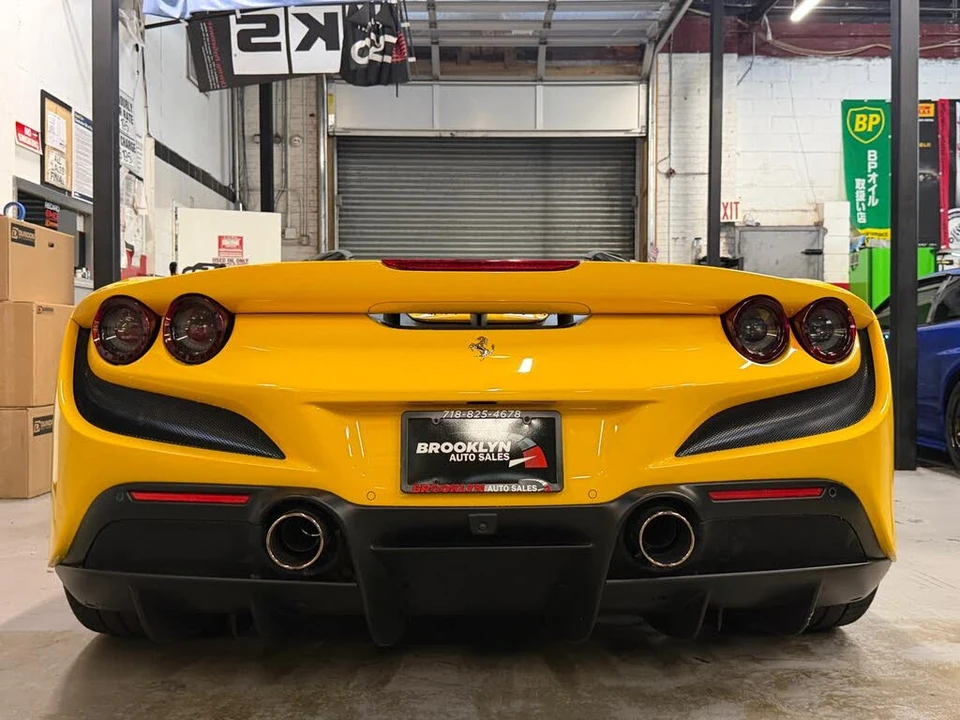 2021 Ferrari F8 Spider - Image 9 of 29