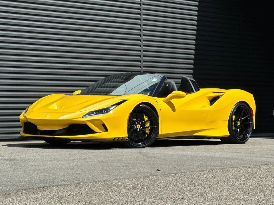 2021 Ferrari F8 Spider - Image 12 of 31