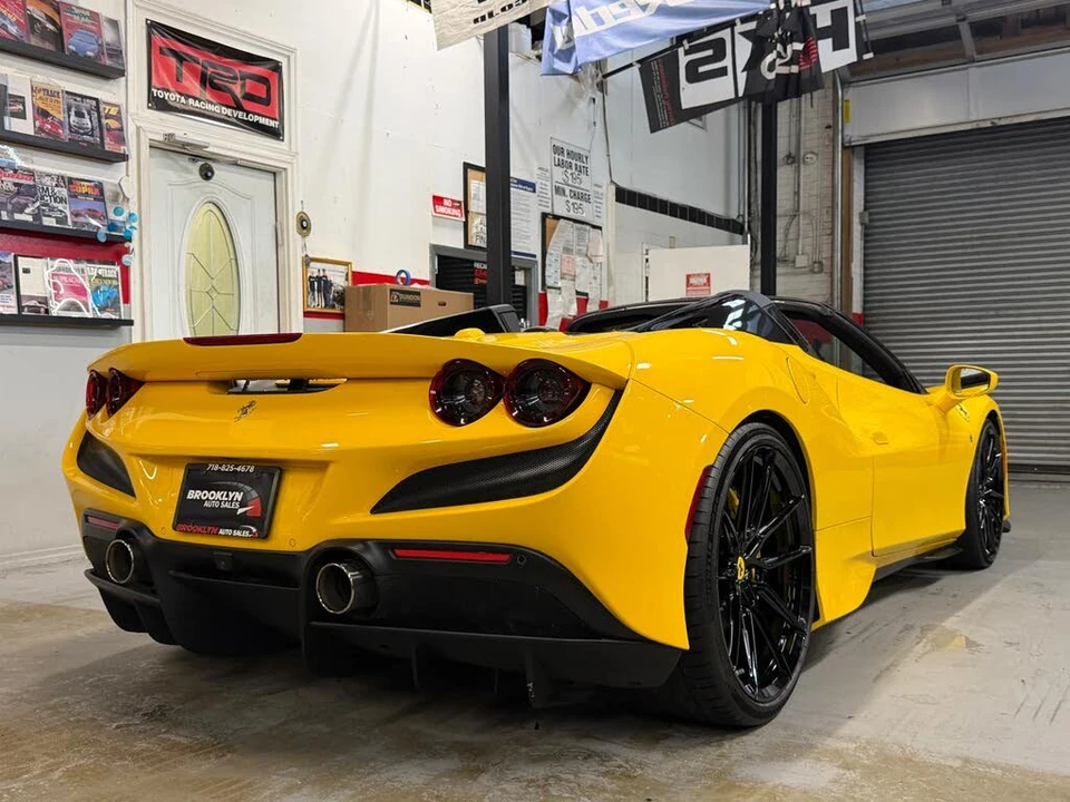2021 Ferrari F8 Spider - Image 7 of 29