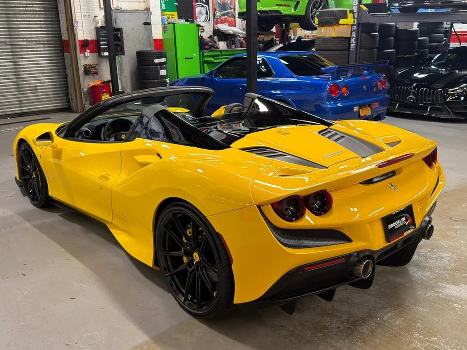 2021 Ferrari F8 Spider - Image 12 of 29