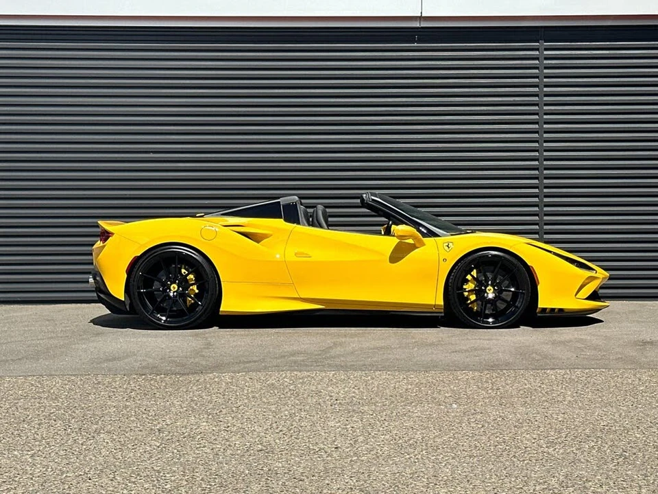 2021 Ferrari F8 Spider - Image 9 of 31