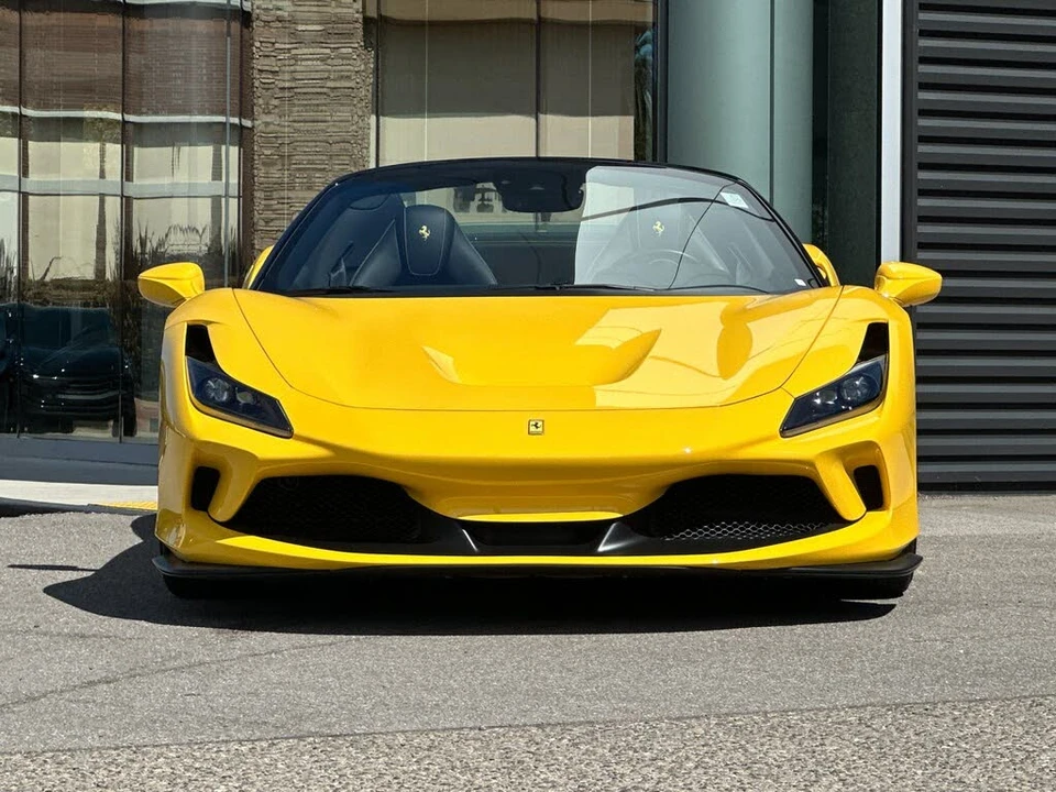 2021 Ferrari F8 Spider - Image 11 of 31