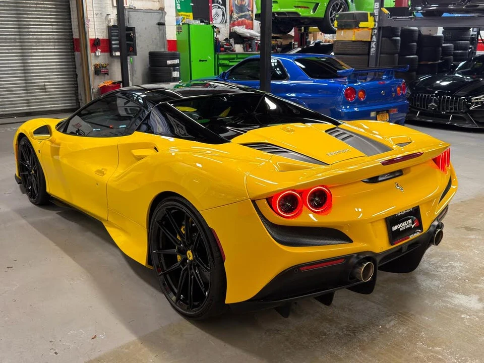 2021 Ferrari F8 Spider - Image 28 of 29