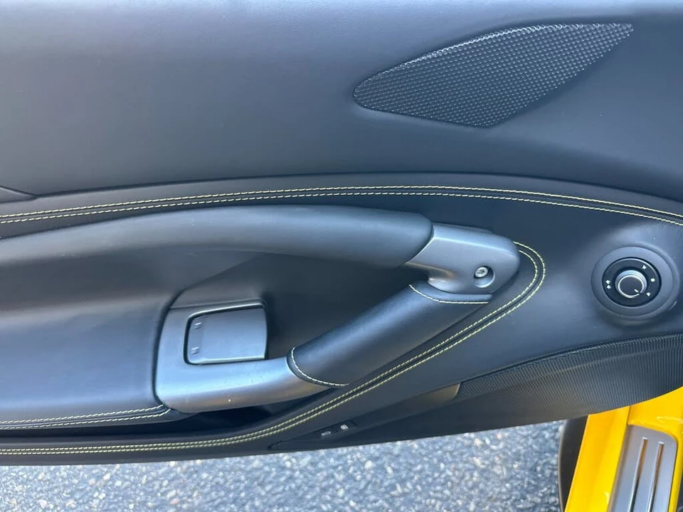 2021 Ferrari F8 Spider - Image 13 of 31