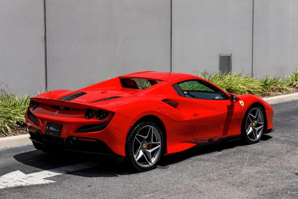 2021 Ferrari F8 Spider - Image 4 of 31