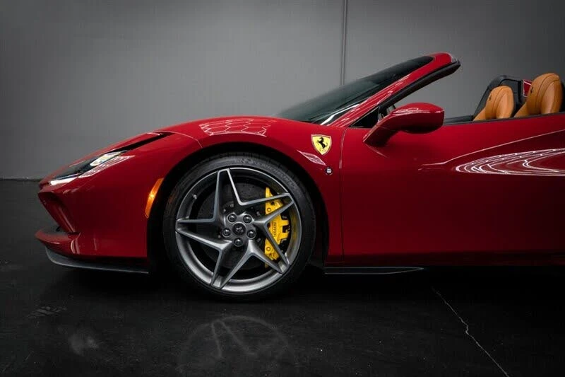 2021 Ferrari F8 Spider - Image 5 of 31