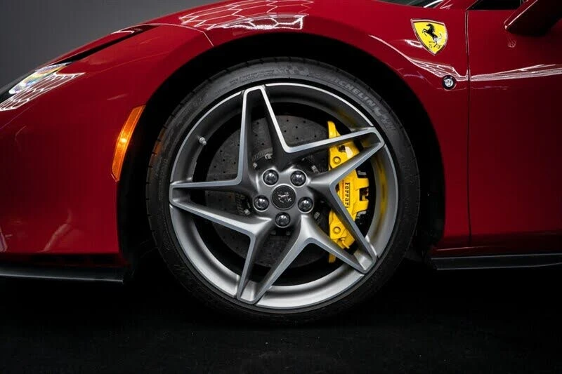2021 Ferrari F8 Spider - Image 12 of 31