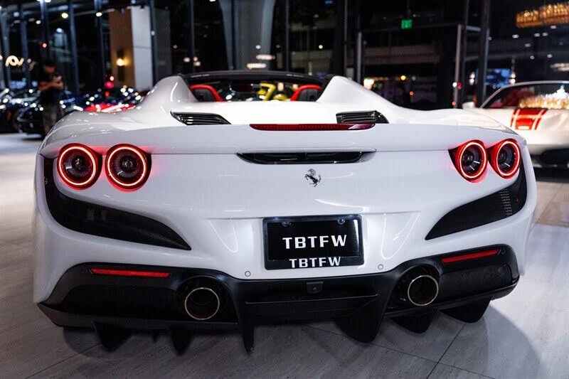 2021 Ferrari F8 Spider - Image 26 of 31