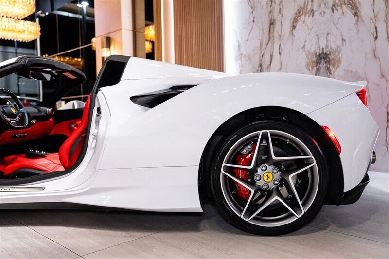 2021 Ferrari F8 Spider - Image 23 of 31