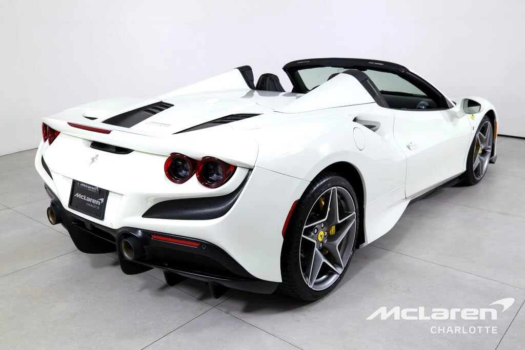 2021 Ferrari F8 Spider - Image 9 of 31