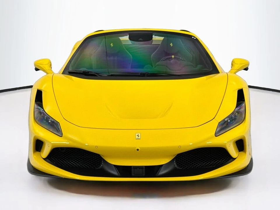 2021 Ferrari F8 Spider - Image 2 of 31
