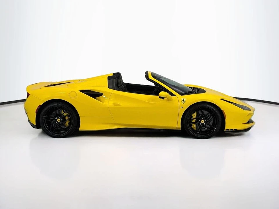 2021 Ferrari F8 Spider - Image 4 of 31