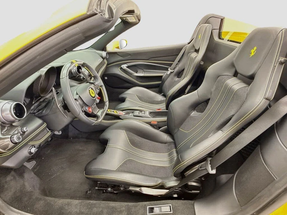 2021 Ferrari F8 Spider - Image 26 of 31