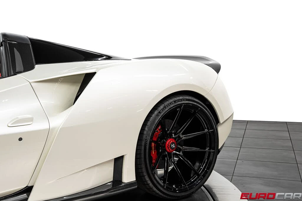 2021 Ferrari F8 Spider - Image 24 of 31