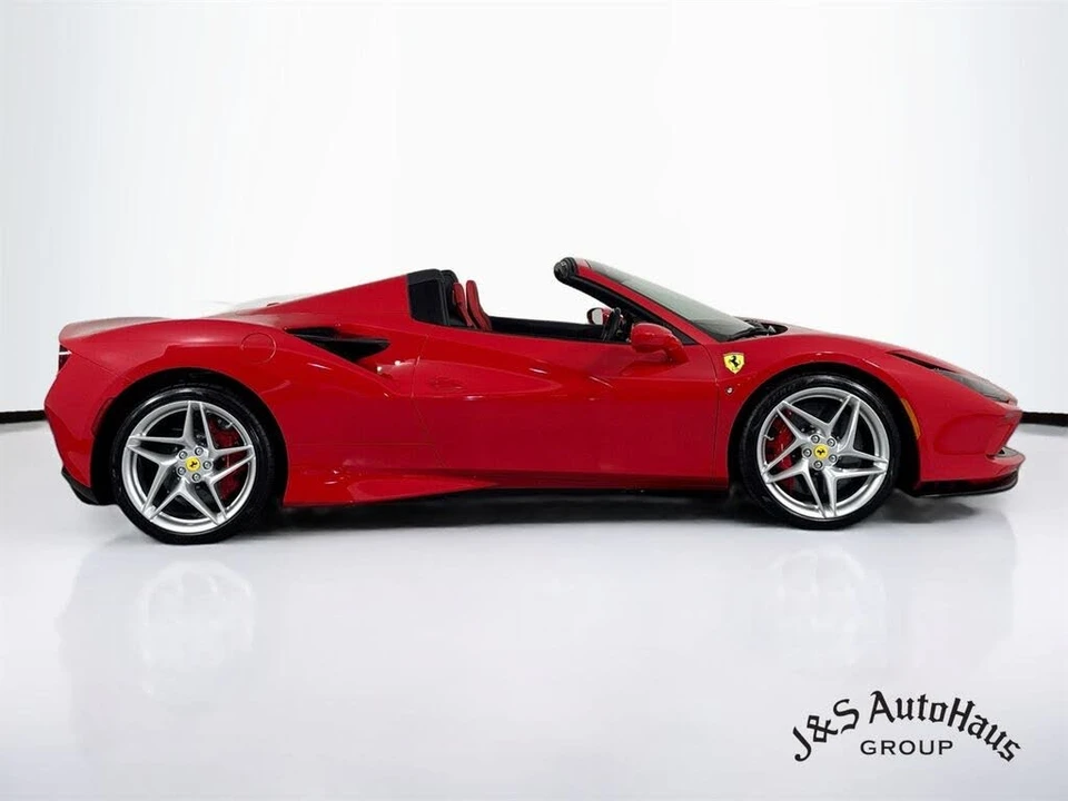 2021 Ferrari F8 Spider - Image 8 of 31