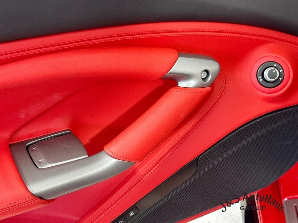2021 Ferrari F8 Spider - Image 24 of 31