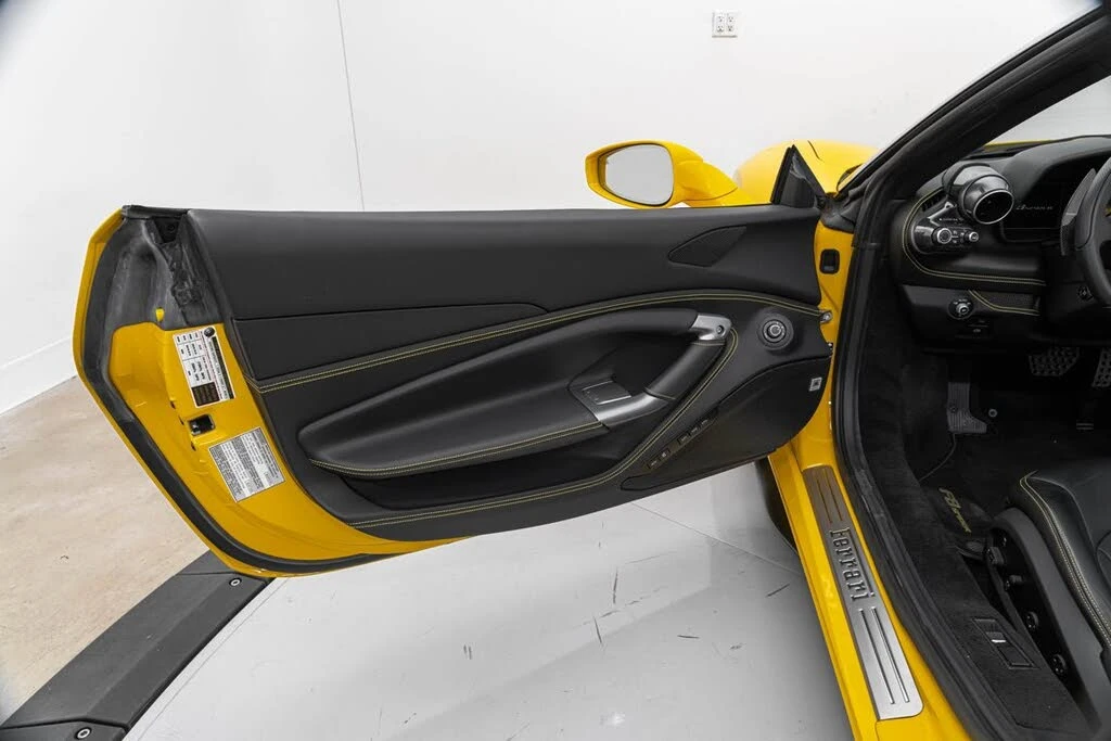 2021 Ferrari F8 Spider - Image 18 of 31