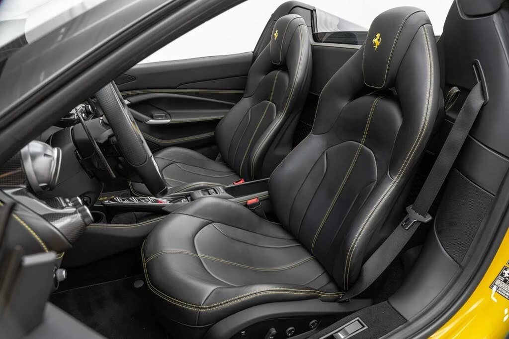2021 Ferrari F8 Spider - Image 5 of 31