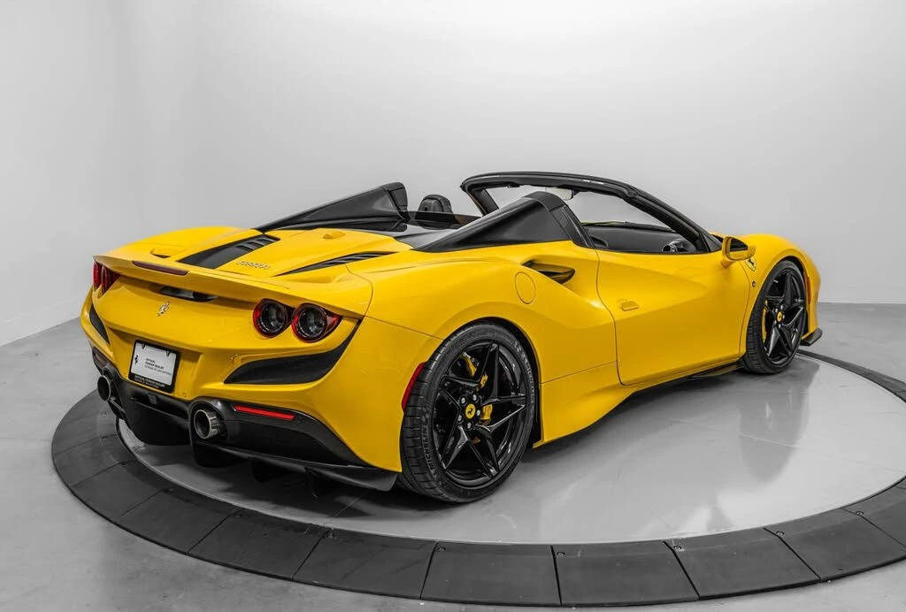 2021 Ferrari F8 Spider - Image 10 of 31