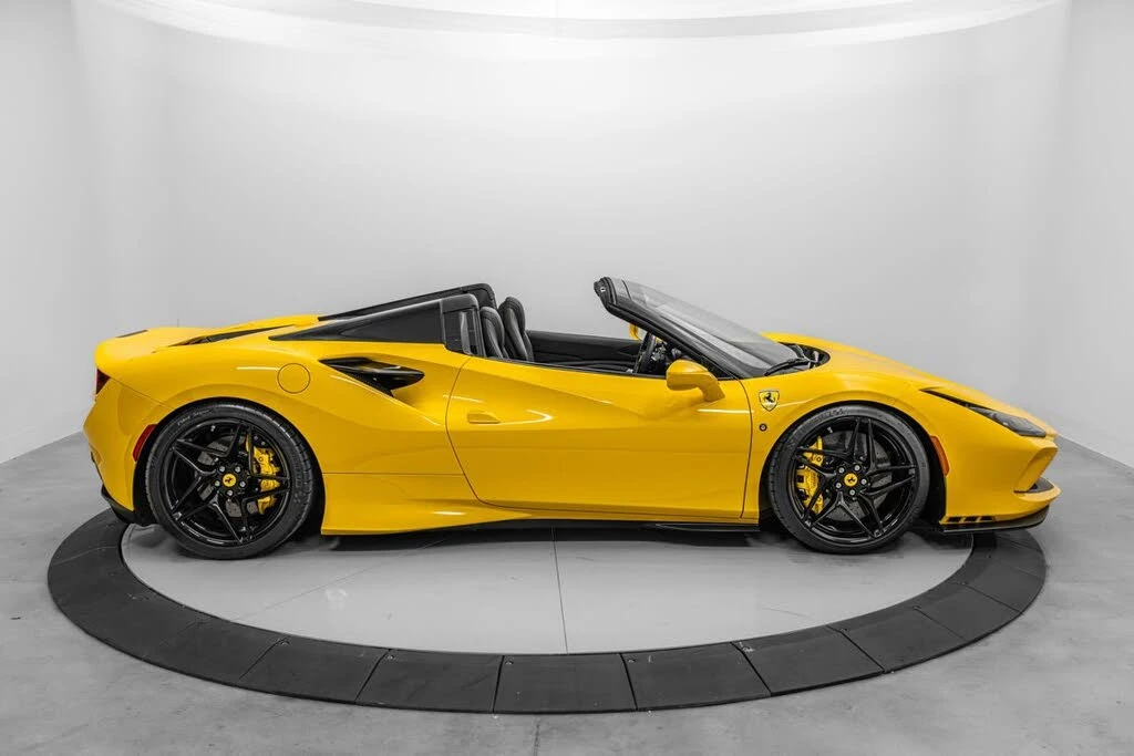 2021 Ferrari F8 Spider - Image 9 of 31