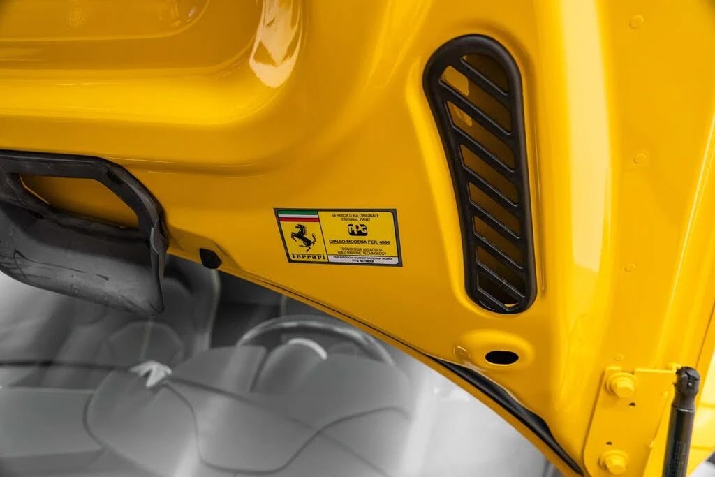2021 Ferrari F8 Spider - Image 25 of 31