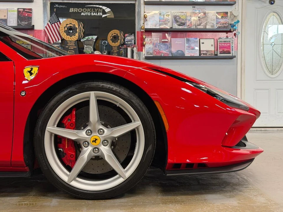 2021 Ferrari F8 Spider - Image 14 of 31