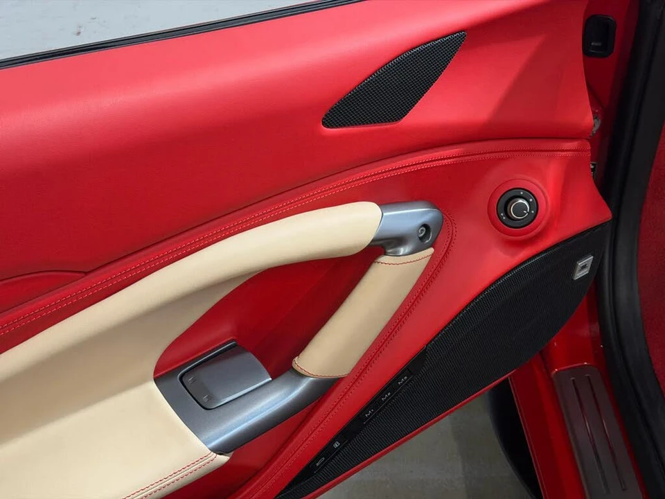 2021 Ferrari F8 Spider - Image 18 of 31