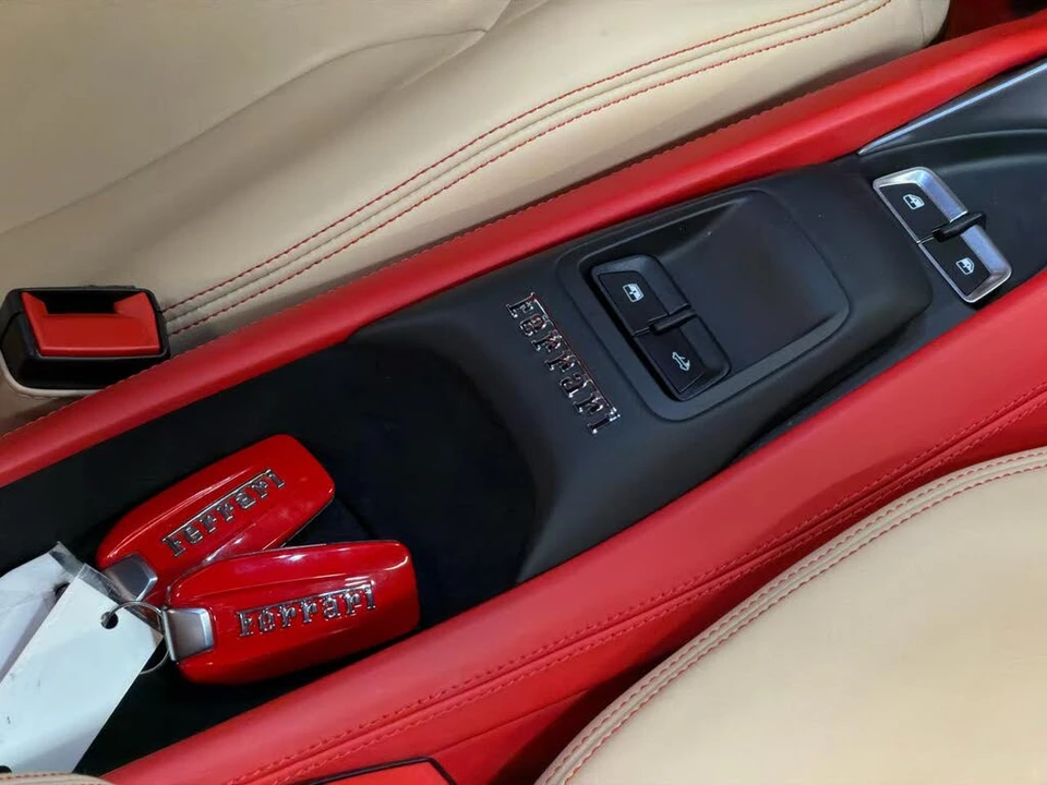 2021 Ferrari F8 Spider - Image 24 of 31