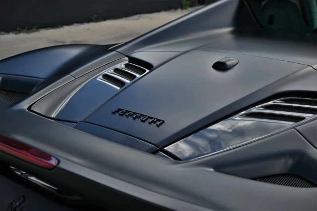 2021 Ferrari F8 Spider - Image 8 of 21
