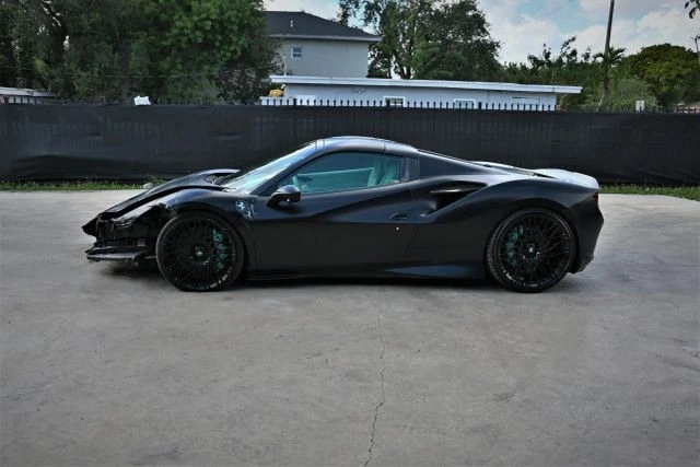 2021 Ferrari F8 Spider - Image 7 of 21