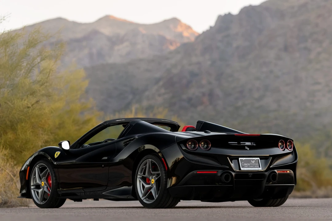2021 Ferrari F8 Spider - Image 27 of 31