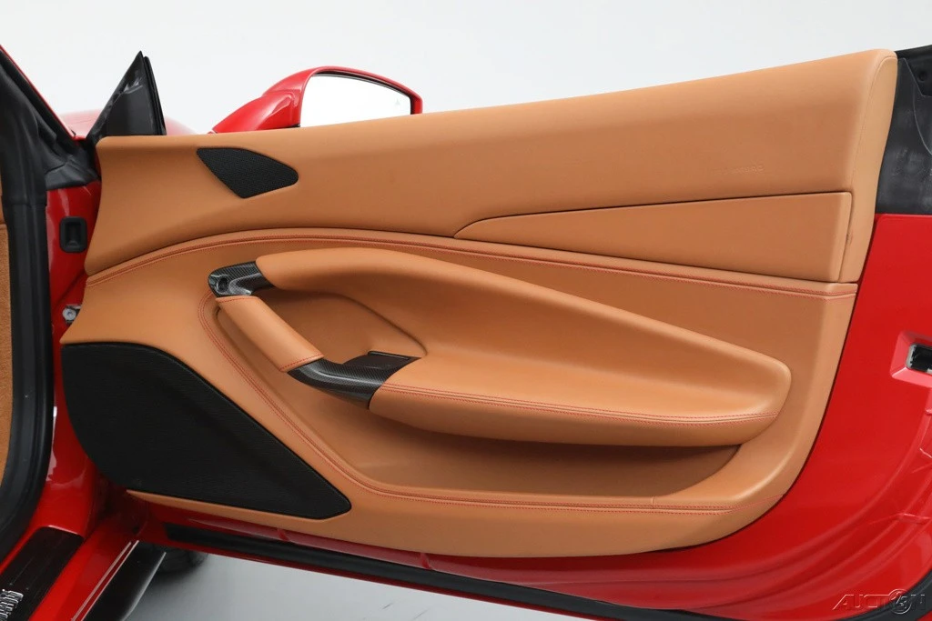 2021 Ferrari F8 Spider - Image 20 of 21
