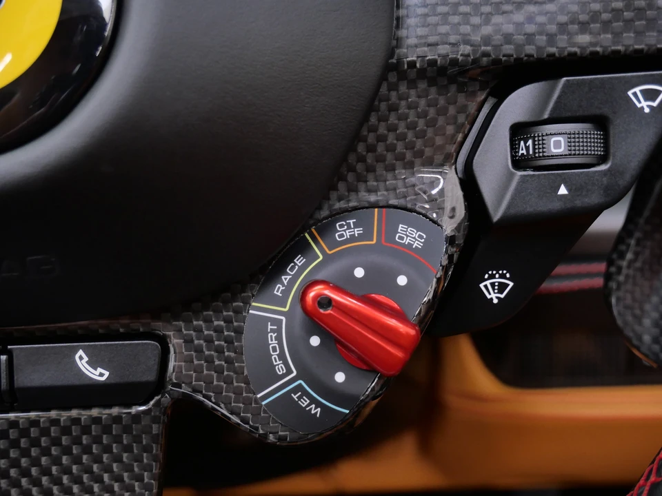 2021 Ferrari F8 Spider - Image 27 of 31