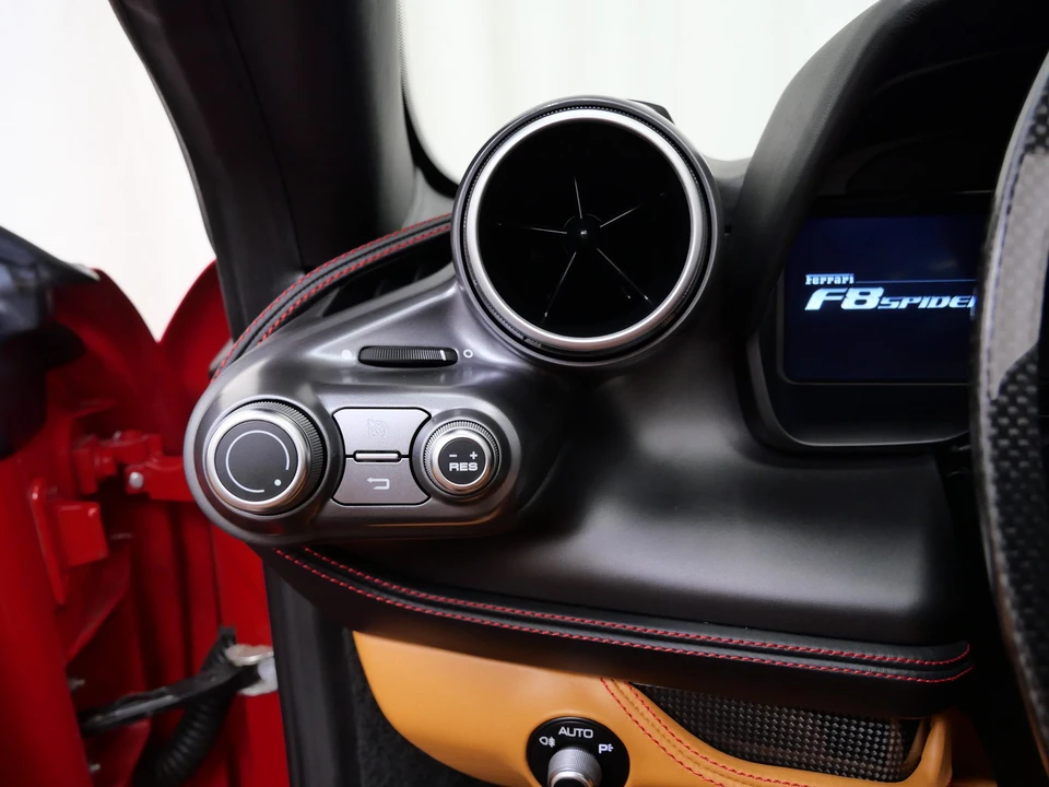 2021 Ferrari F8 Spider - Image 28 of 31