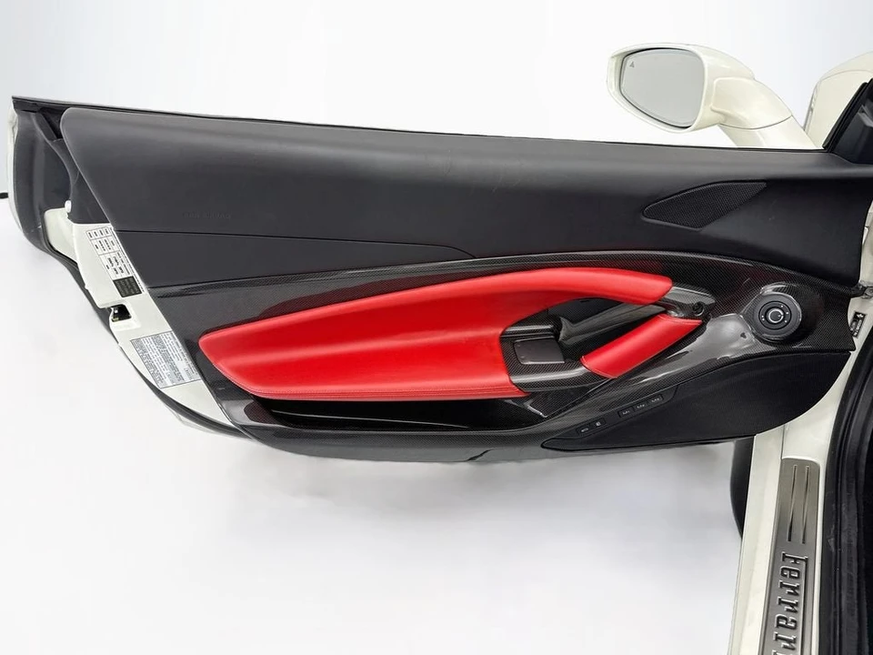 2021 Ferrari F8 Spider - Image 29 of 31