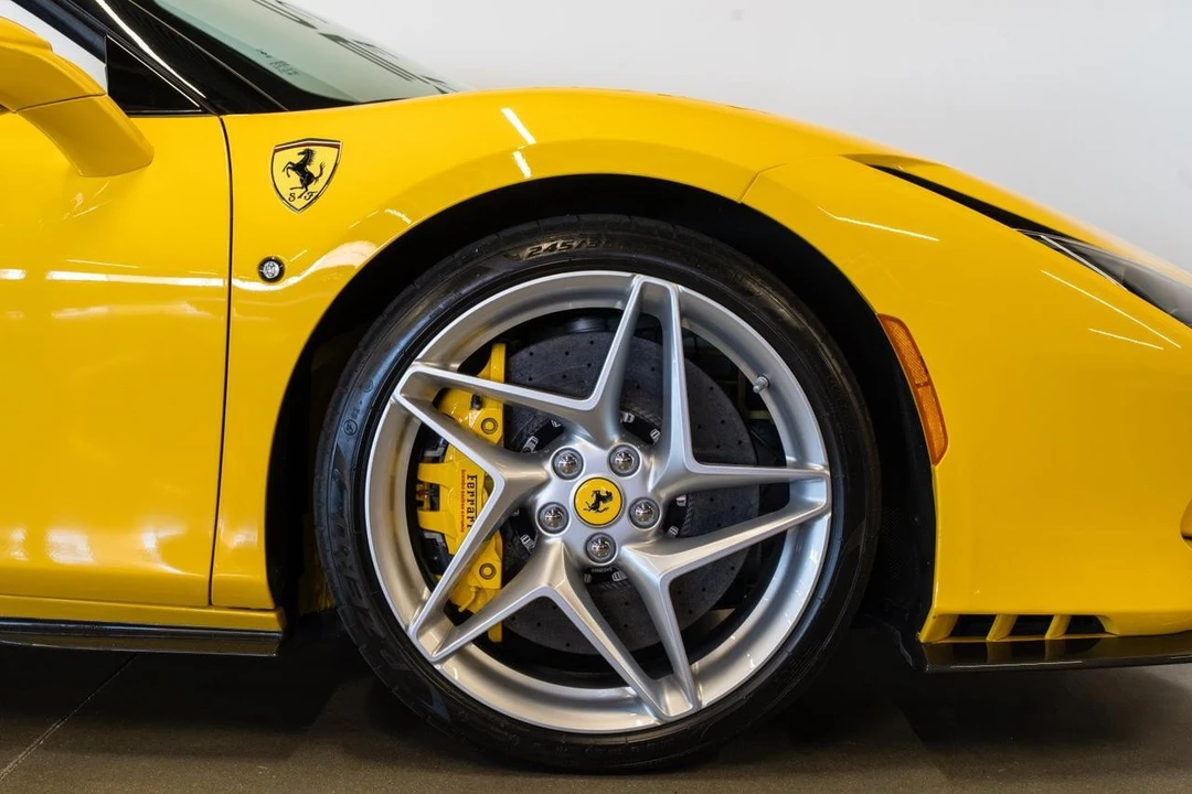 2021 Ferrari F8 Spider - Image 7 of 21