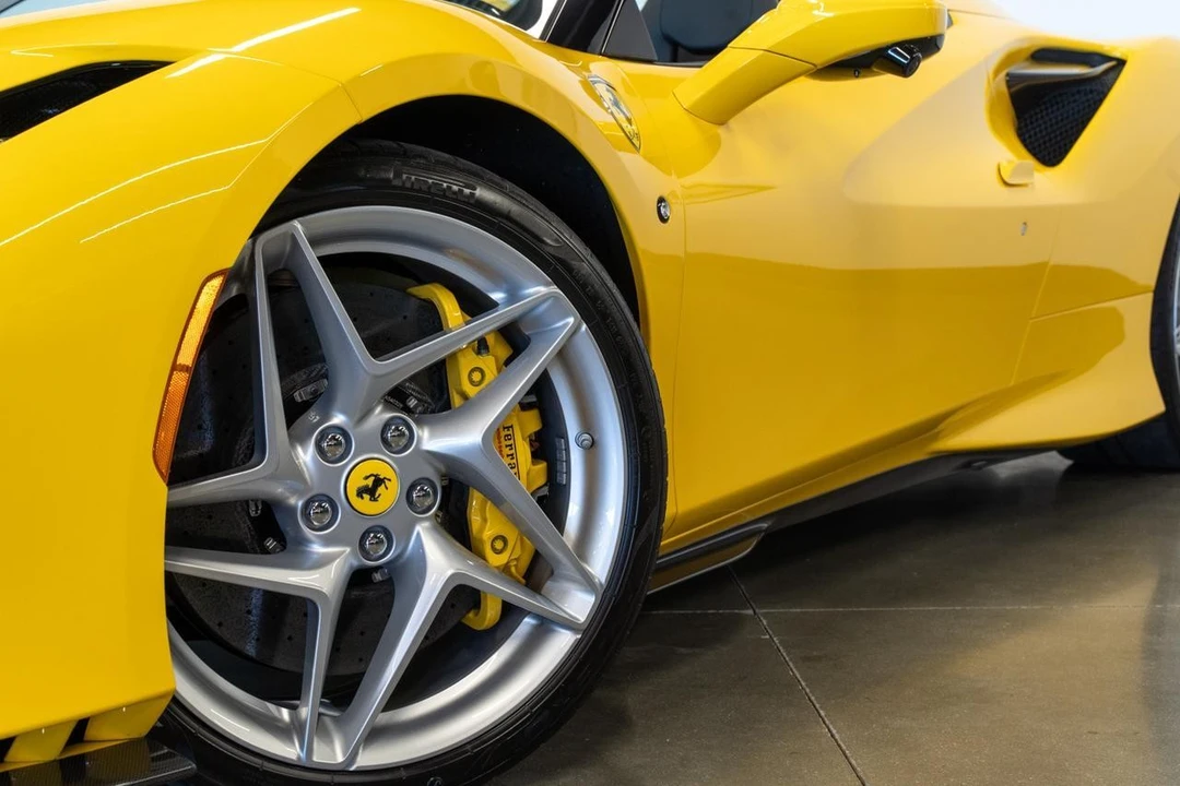 2021 Ferrari F8 Spider - Image 17 of 21