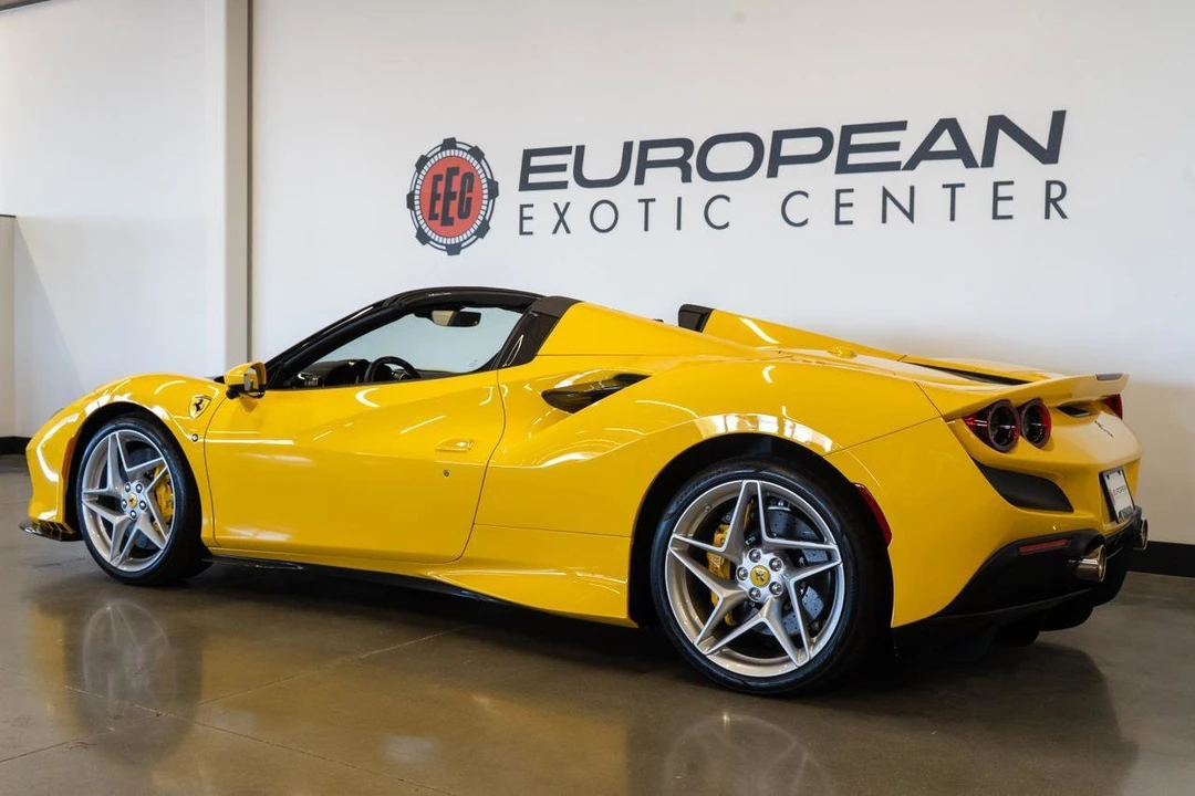 2021 Ferrari F8 Spider - Image 24 of 31