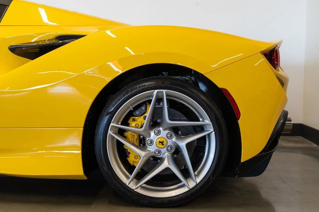 2021 Ferrari F8 Spider - Image 22 of 31
