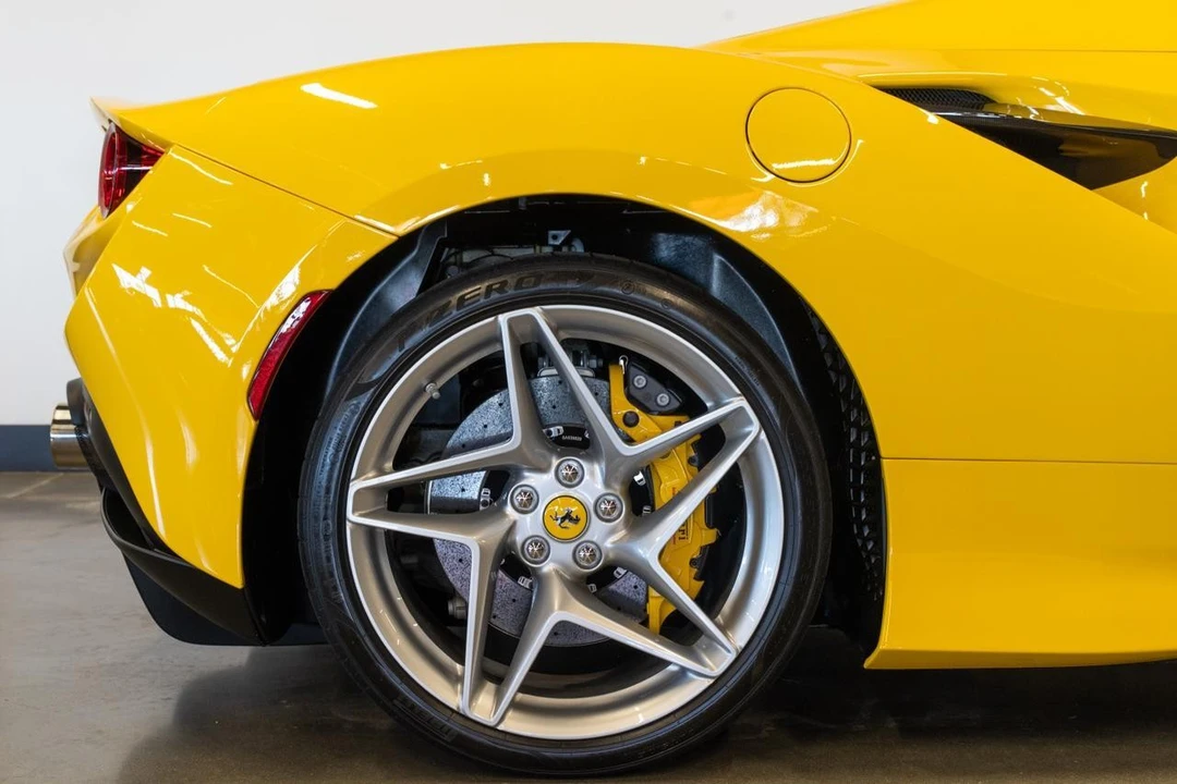 2021 Ferrari F8 Spider - Image 6 of 21