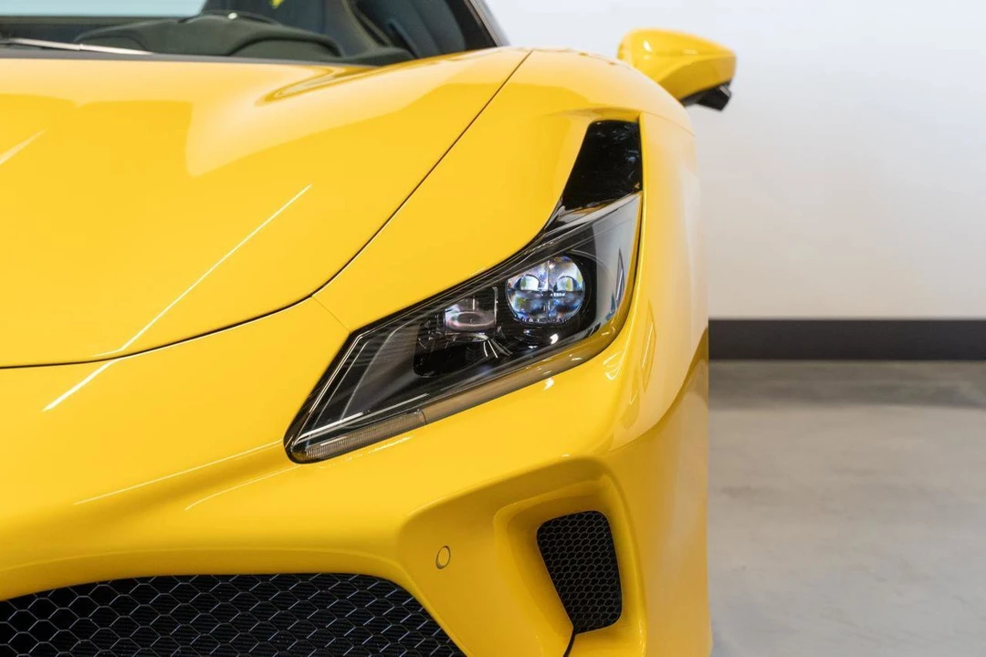 2021 Ferrari F8 Spider - Image 13 of 31