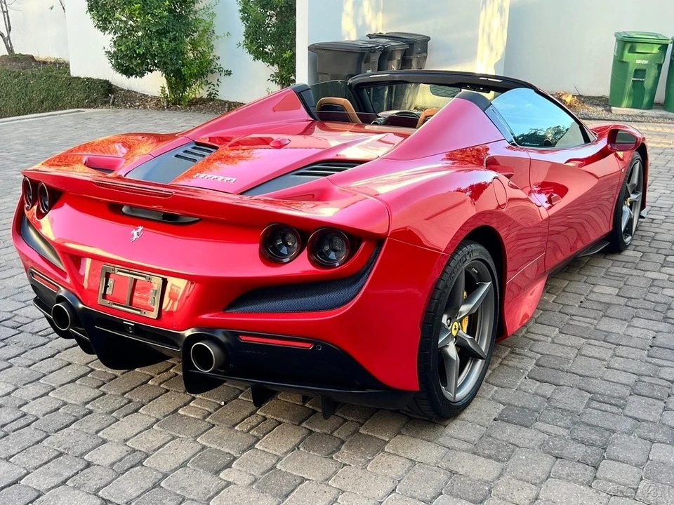 2021 Ferrari F8 Spider - Image 5 of 21